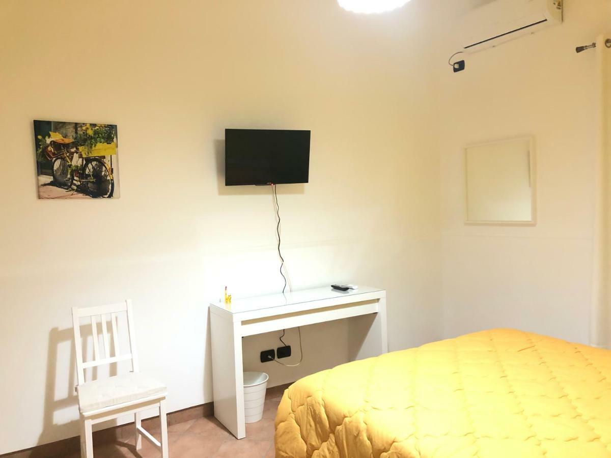 Il Giardino Di Nonno Agostino Bed and Breakfast Castellammare di Stabia Eksteriør billede
